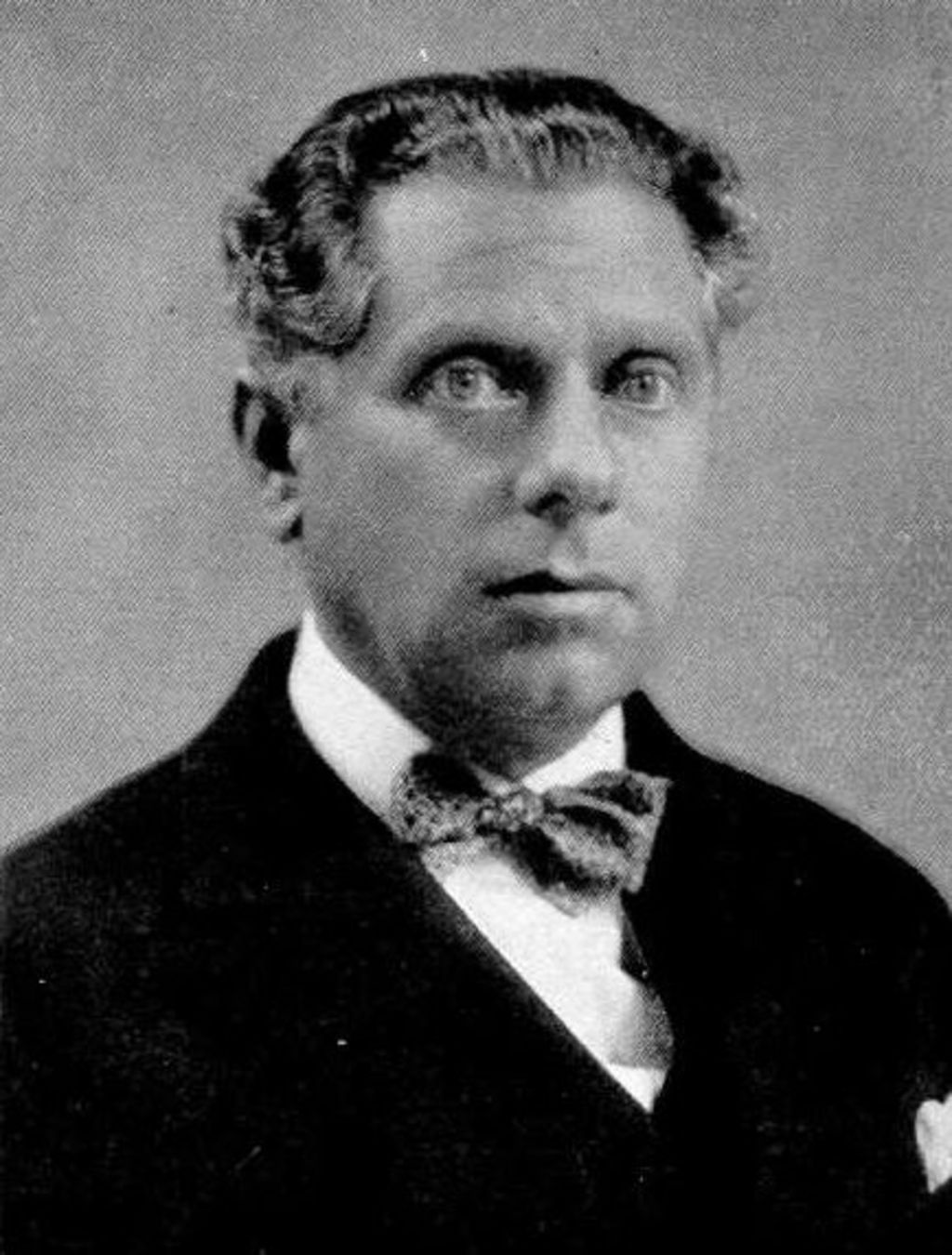 Max Reinhardt, Fotografie aus "Reichshandbuch der deutschen Gesellschaft", 1931 Max Reinhardt, Fotografie aus "Reichshandbuch der deutschen Gesellschaft", 1931