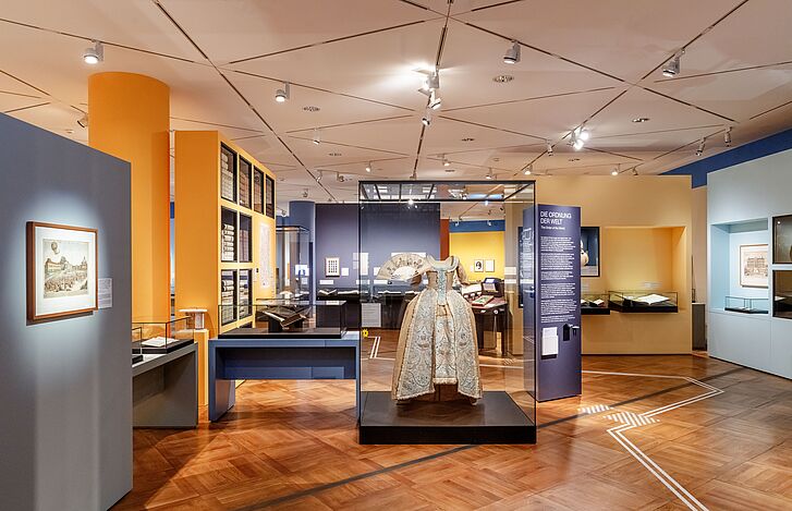 Exhibition overview “What is Enlightenment? Questions for the Eighteenth Century” Exhibition overview “What is Enlightenment? Questions for the Eighteenth Century”