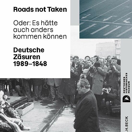 Buchcover, welches ein Schwarz-Weiß-Foto vom Kniefall von Willy Brandt in Warschau 1970 zeigt.